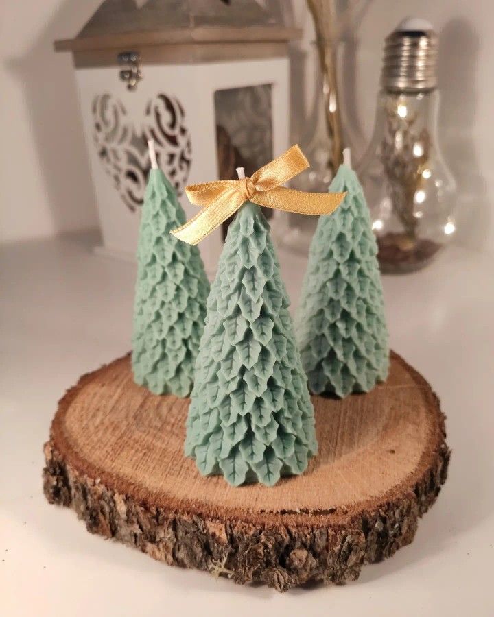 Christmas Tree Candle 2